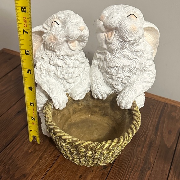 Charming White Rabbit Figurine Set - Picture 7 of 8